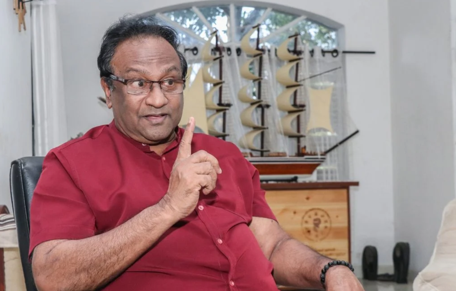 புதிய அரசியலமைப்பின் உருவாக்கம் குறித்து அட்மிரல் சரத் வீரசேகரின் கருத்துகள்