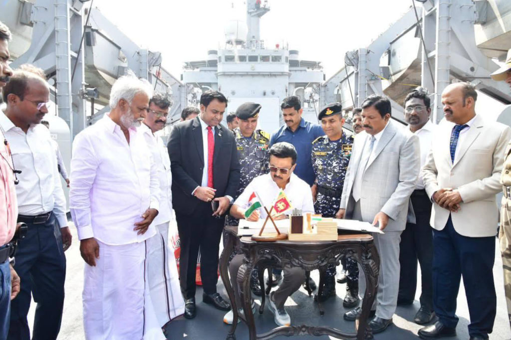 தமிழக அரசின் நிவாரண உதவி இலங்கைக்கு அனுப்பி வைக்கப்பட்டது